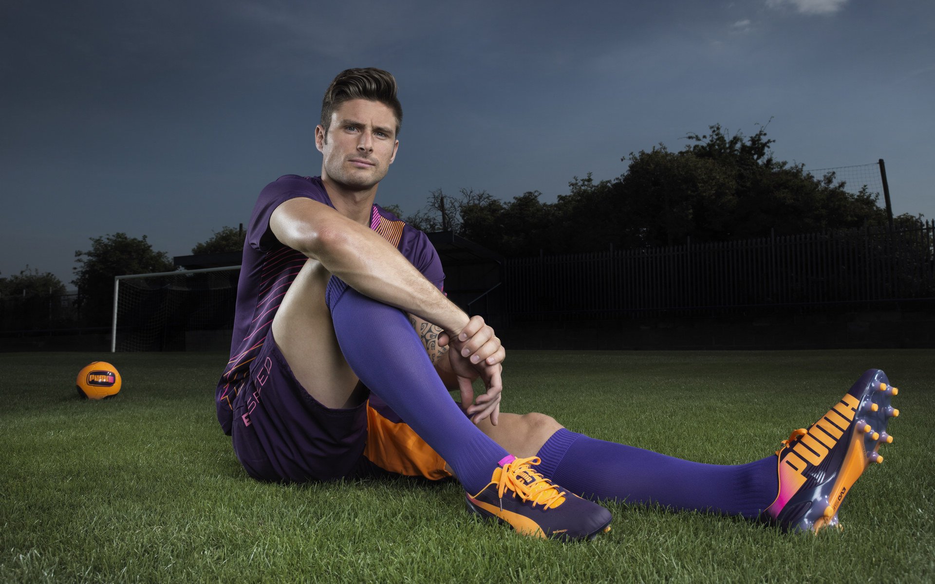 爱游戏官方网站入口登录-法甲引入创新战术打法，比赛内容更加丰富多彩，法甲如何